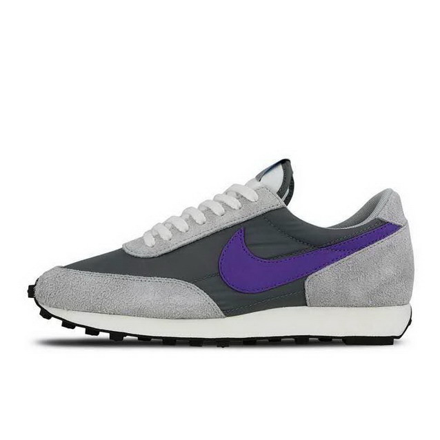 women Daybreak shoes-001